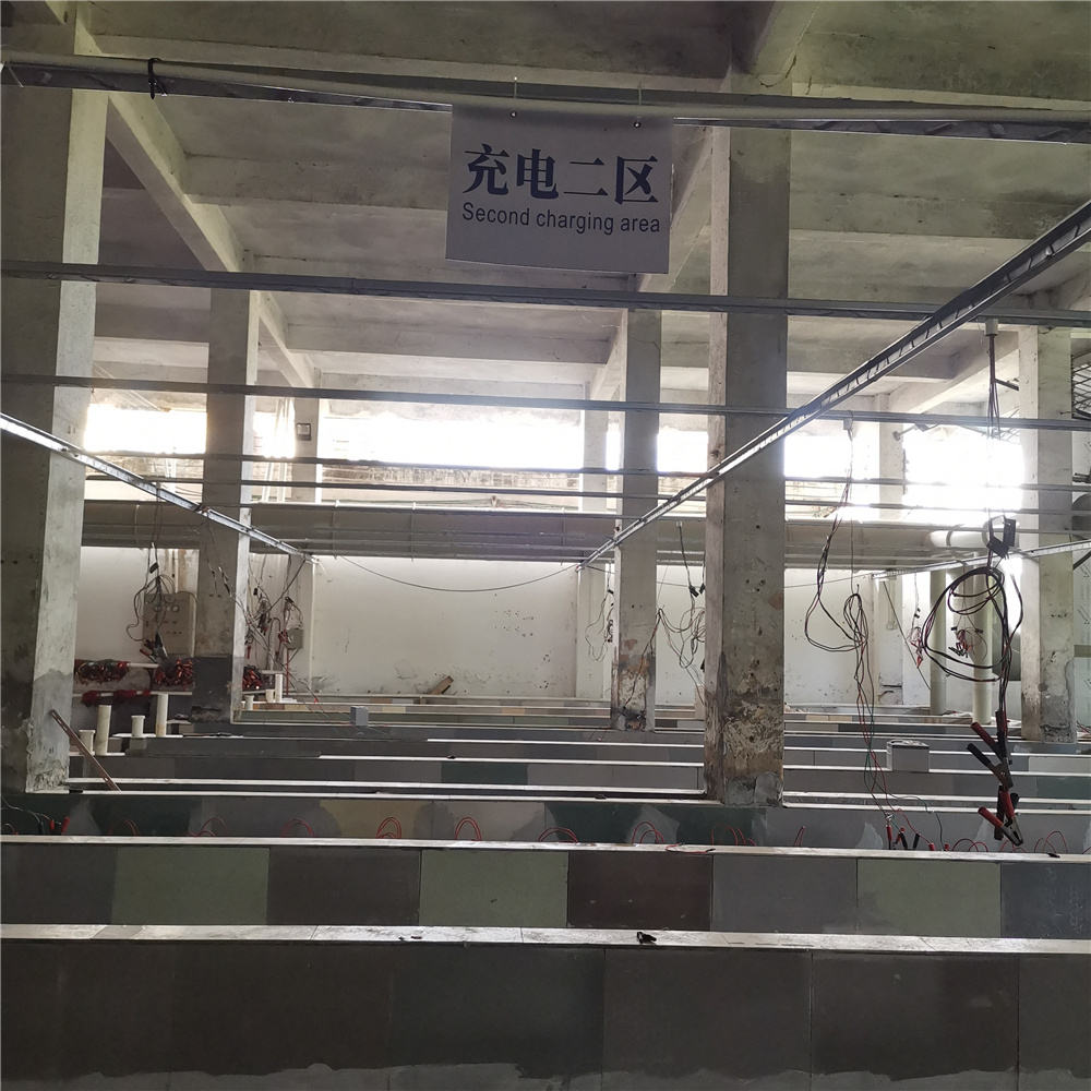 Подлинная низкая цена 12V70Ah аккумуляторная батарея для хранения солнечной батареи