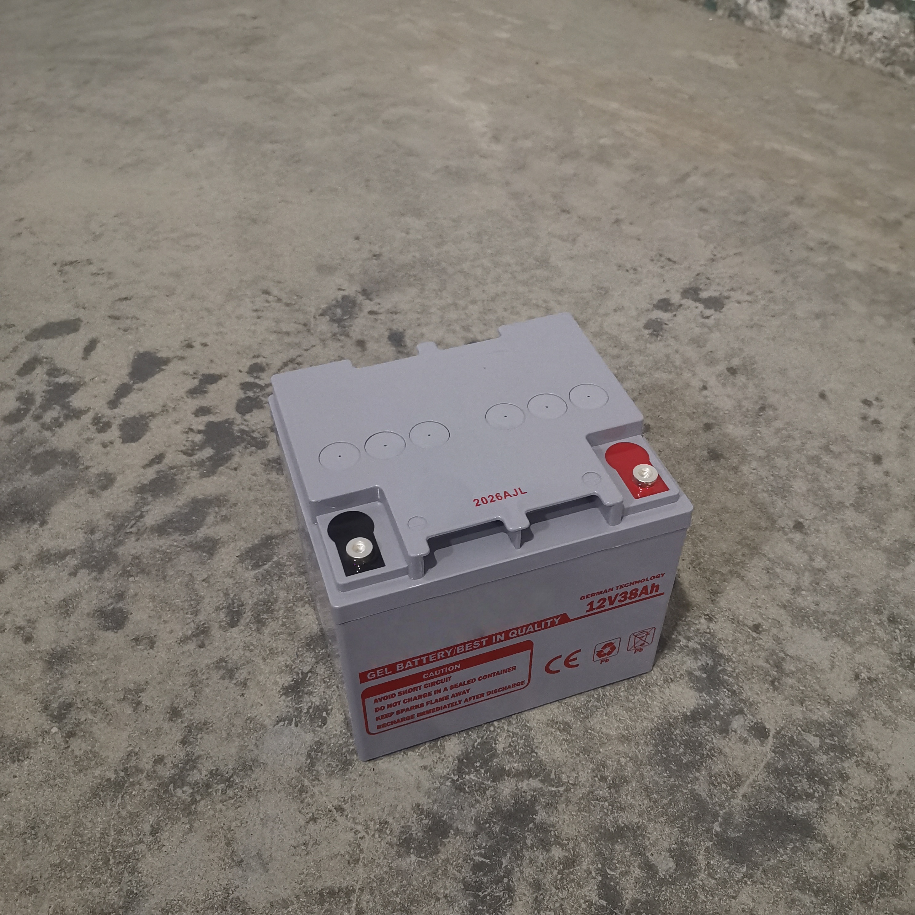 Аккумулятор 12 В, 38 Ач | Идеально подходит для небольших солнечных систем и автономного домашнего освещения