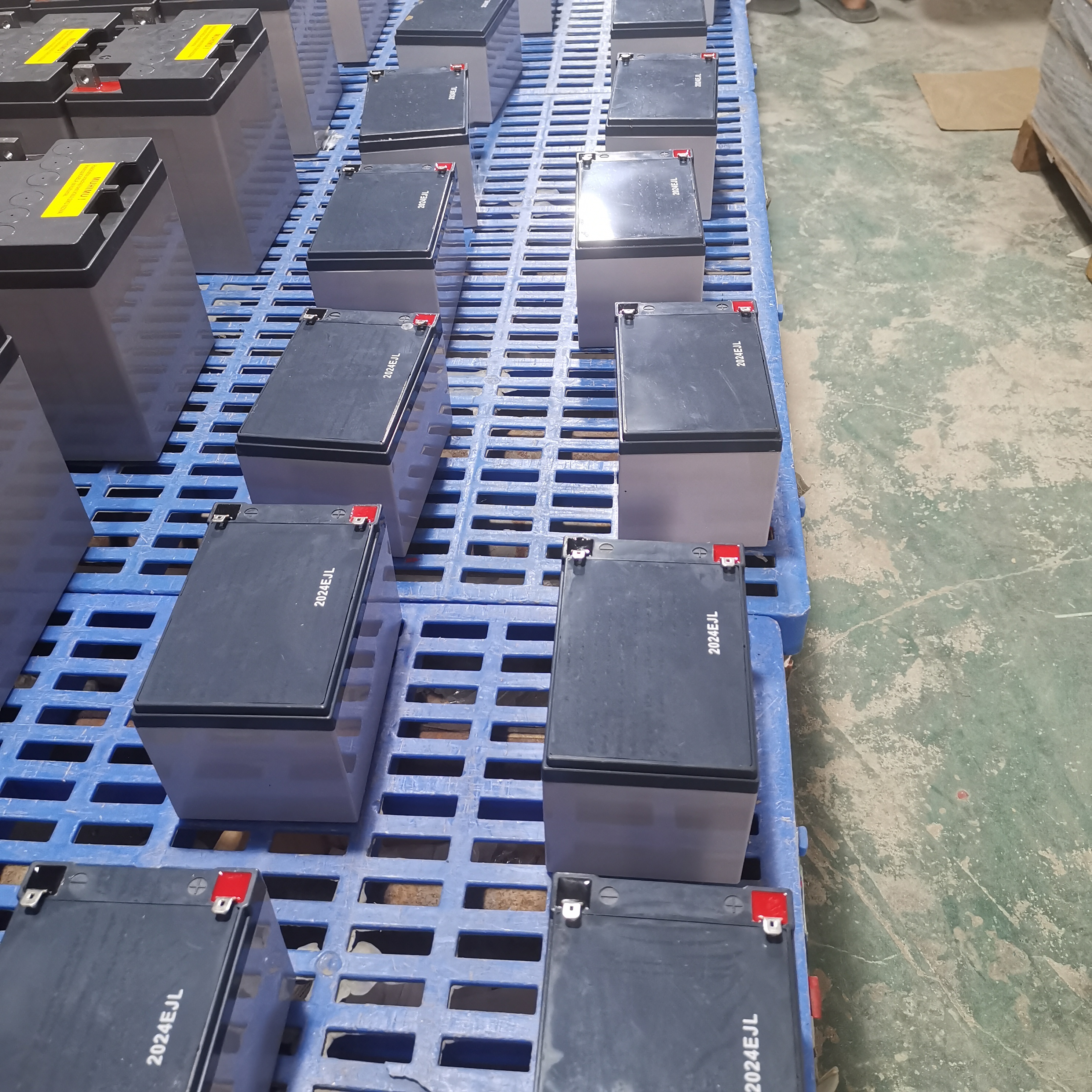 Батарея ИБП глубокого цикла 12v12ah Солнечная необслуживаемая батарея Vrla для ИБП