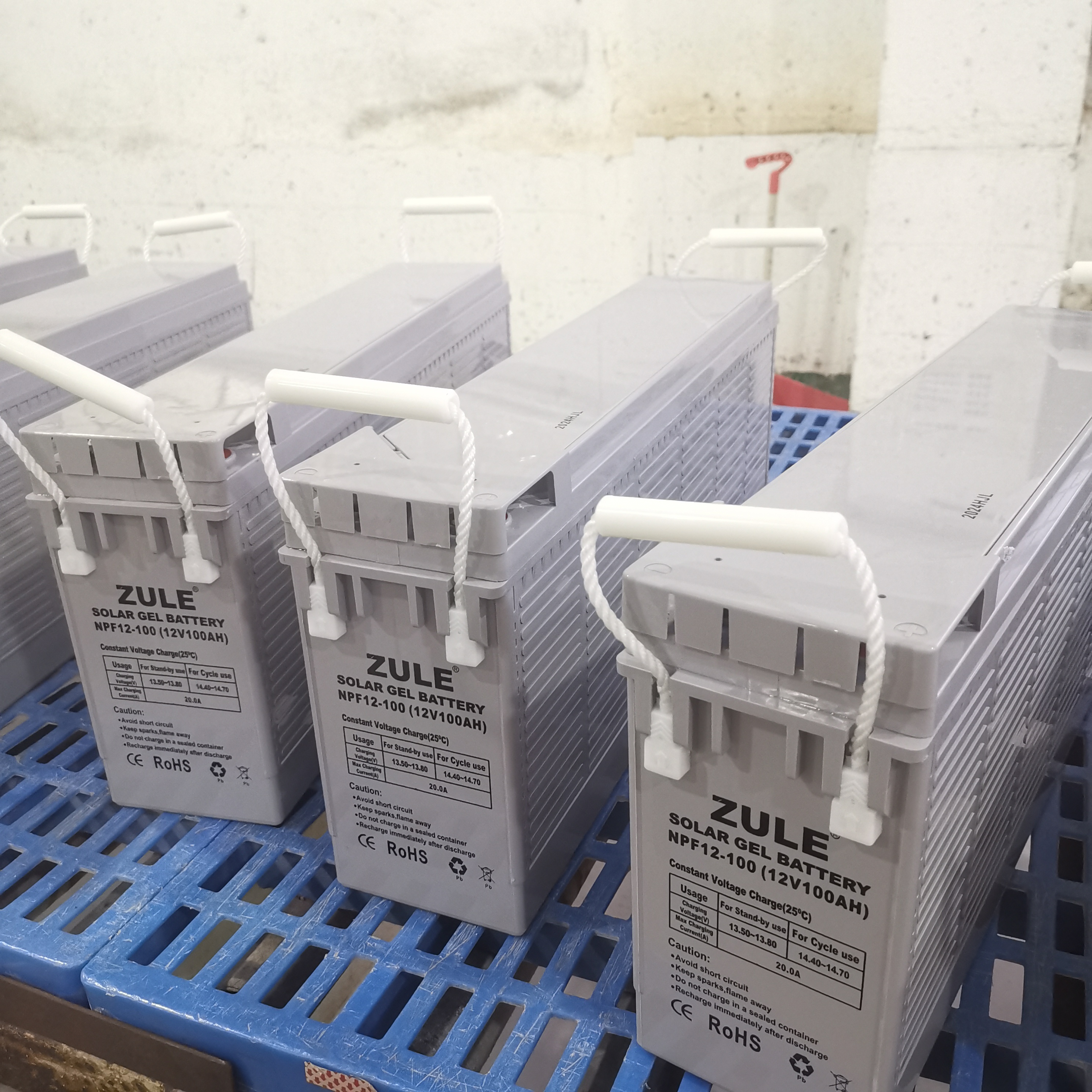 Солнечная аккумуляторная батарея глубокого цикла 12V100AhНеобслуживаемая передняя аккумуляторная батарея для резервного копирования