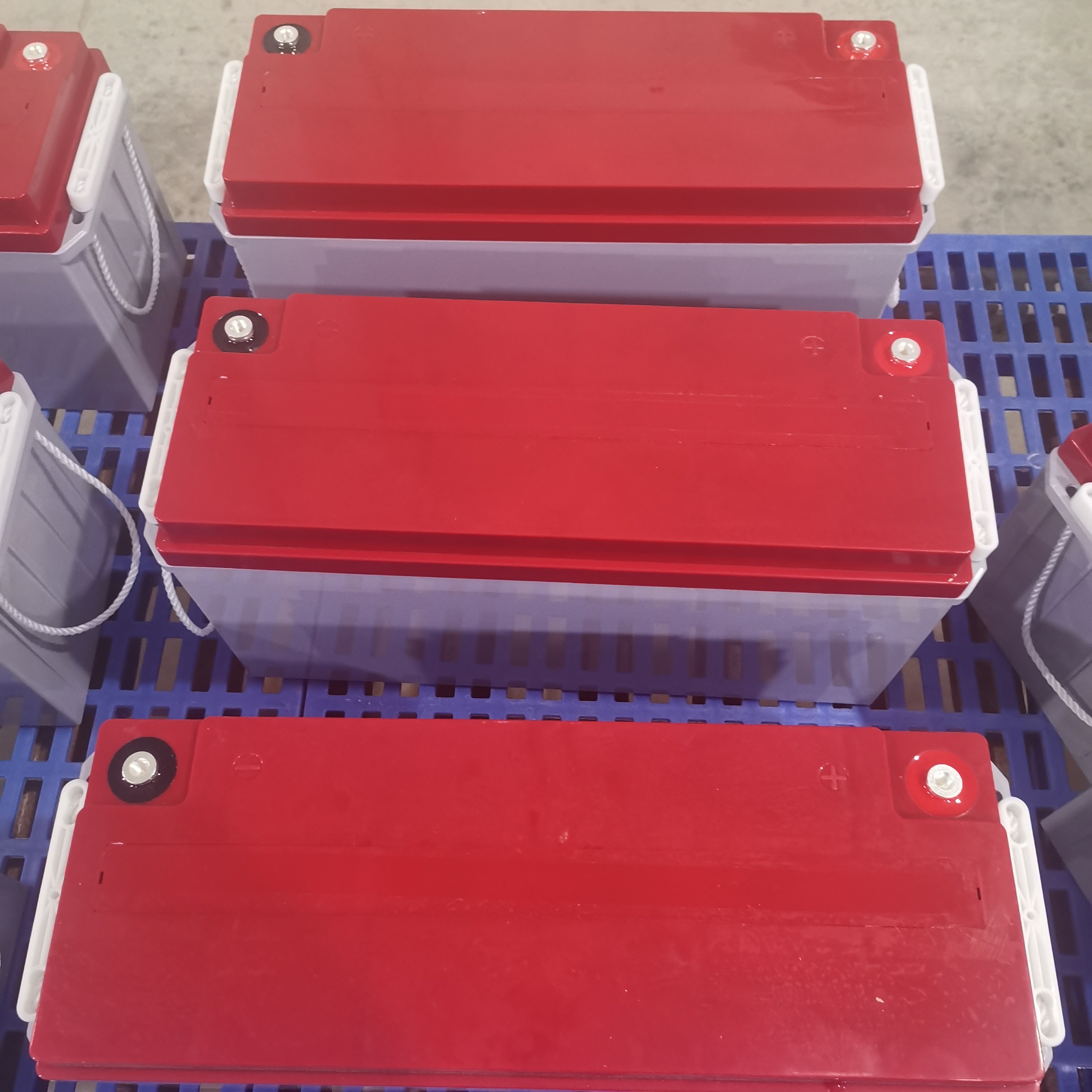 Высокопрочный свинцово-гелевый аккумулятор 12 В, 150 Ач, хранение солнечной энергии в пустыне, восстановление после глубокого разряда, надежное резервное копирование для центра обработки данных