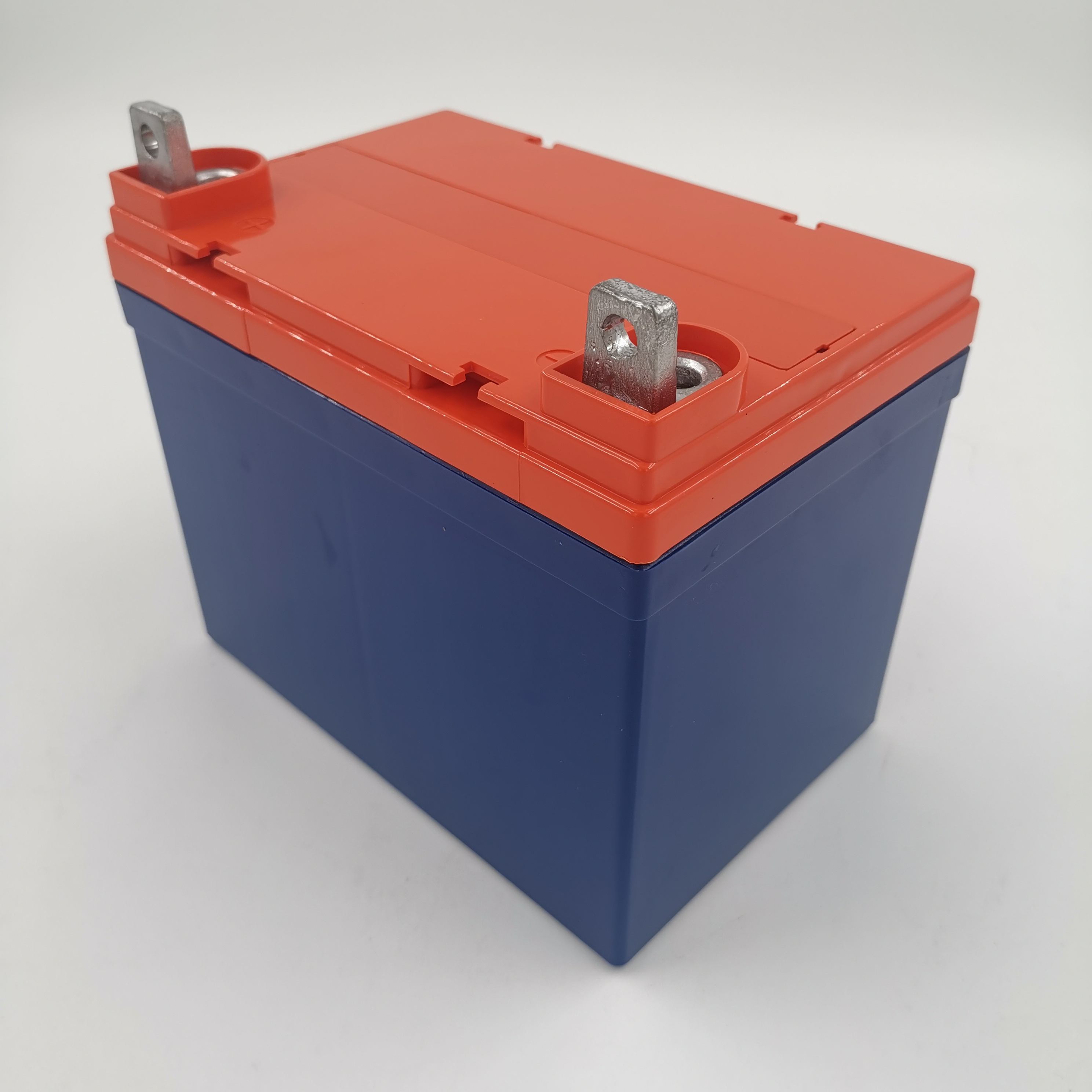 Прочные аккумуляторы ИБП емкостью 12 В, 33 Ач, аккумуляторы 24 В, произведенные в Китае.